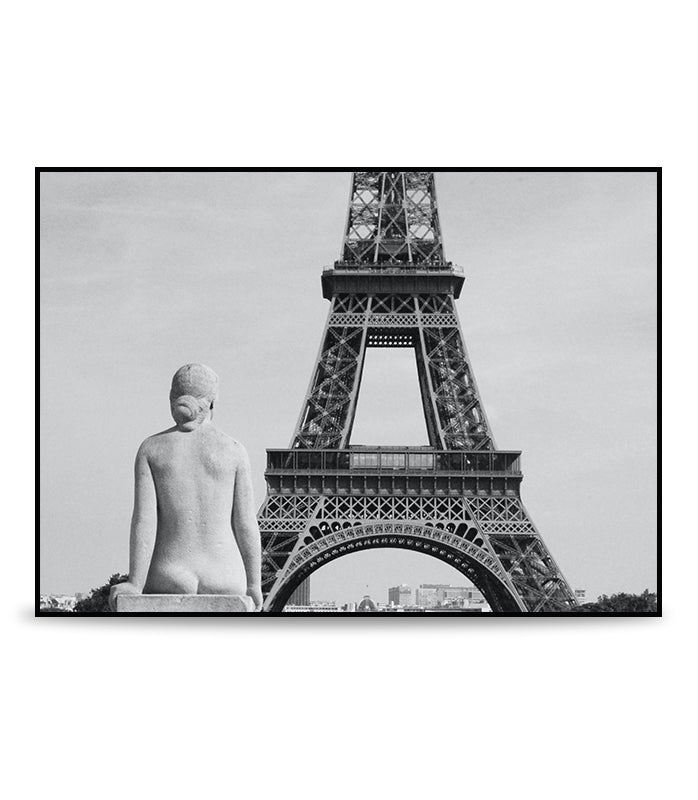 Statue in Paris